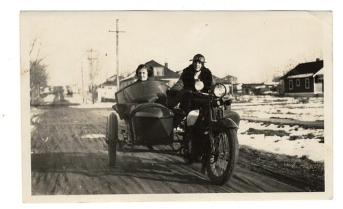 1924 women indian - 1924,