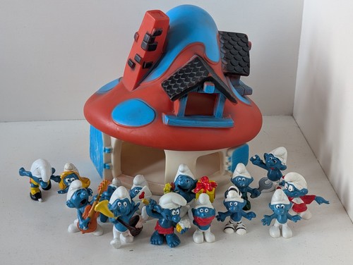 Farmi smurfs mushroom house - smurfs,