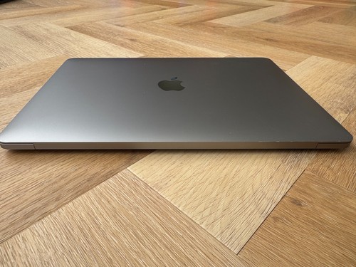 Apple macbook pro m2 2022 - pro,