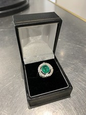 Stunning 2.42ct Emerald & Old
