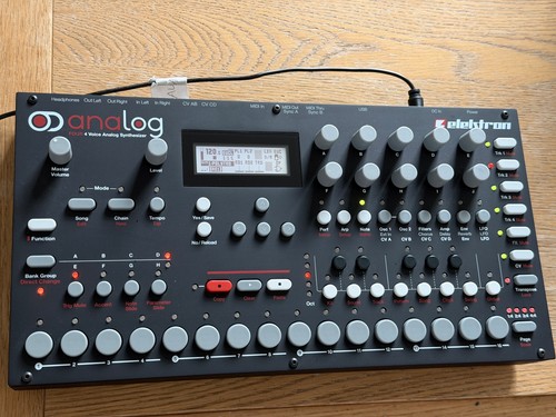 Elektron analog four - elektron, 4