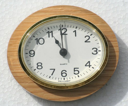 Oval clock suitable for - oval,