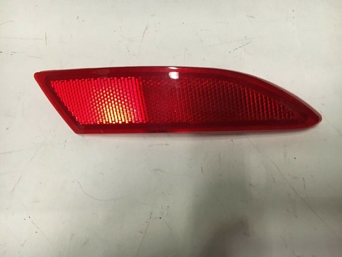 Rear bumper reflector right - rear,