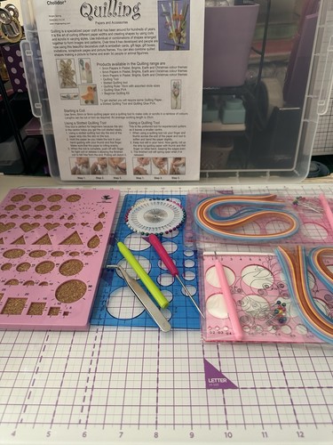 Large mixed lot quilling - large,