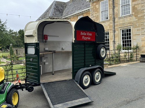 Rice horse box mobile bar - horse, /