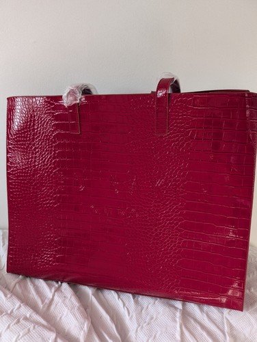 Red croc effect ted - red, baker