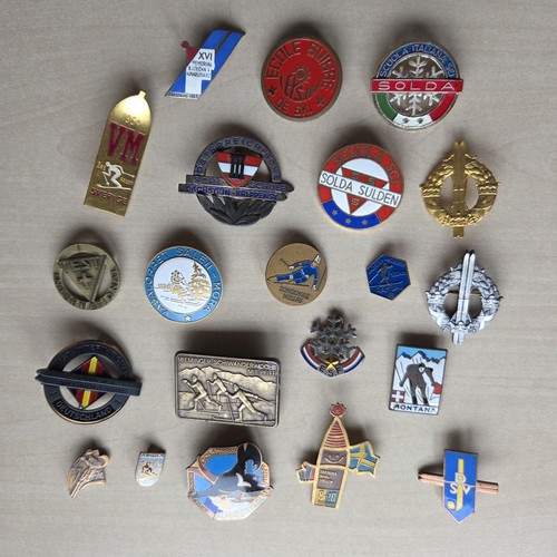 Vintage enamel ski - ski, skiing