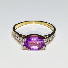 Beautiful 9ct Gold Amethyst &