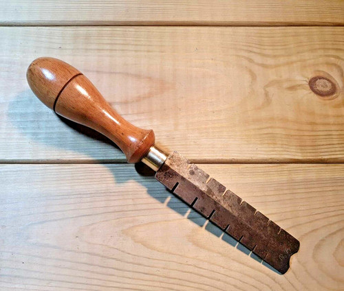 Vintage saw set beech handle - saw,