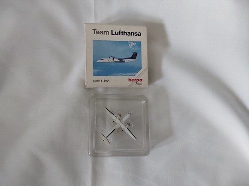Herpa wings team lufthansa - wings,