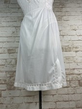 Vintage BRETTLES White Silky