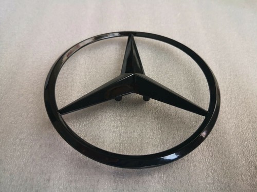 Gloss black rear - boot, emblem