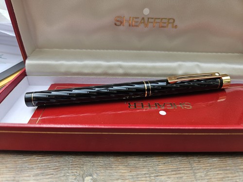 Sheaffer targa fountain pen - ,