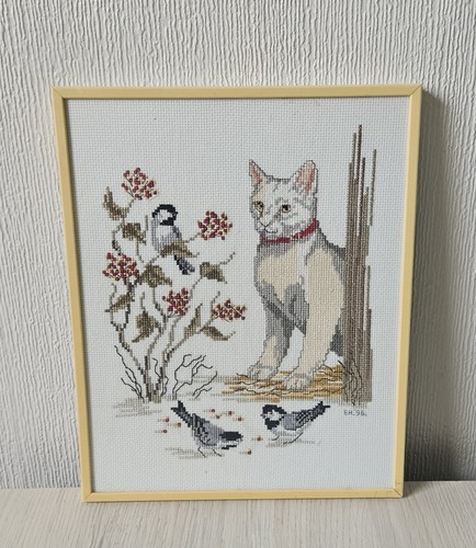 Needlepoint white cat picture - needlepoint,