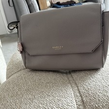 Radley Grey Leather bag