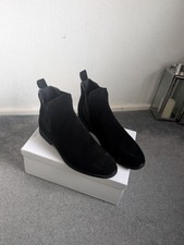 new Conzuri Hamptons black