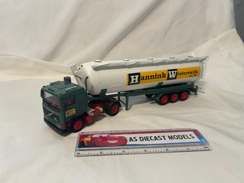 Corgi modern truck - modern,