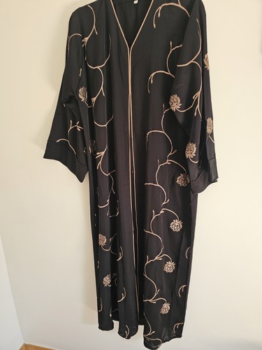 Stunning embroidered abaya - embroidered,
