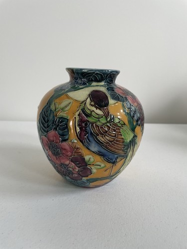 Roger dean trogon vase england - roger,