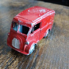 Dinky Toys #465 Morris 10 CWT
