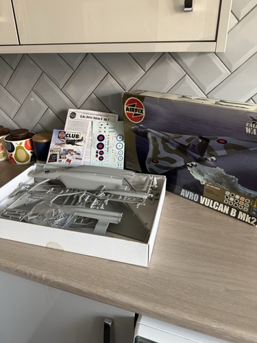 Airfix model aircraft kit - airfix,