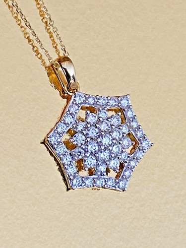 9ct gold necklace - gold,