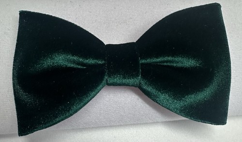 Bow tie dark green velvet - bow,