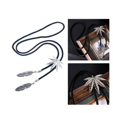 Western Necklace Feather Tip Bolo Tie for Gentlemens Shirt Sweater Decors