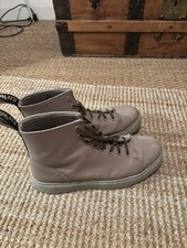 Dr. Martens Talib boots size 10