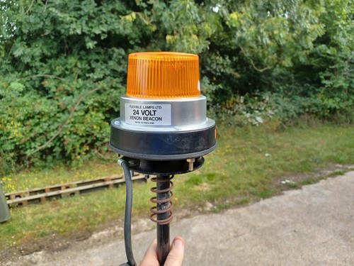 Zenon beacon raised - beacon, mount