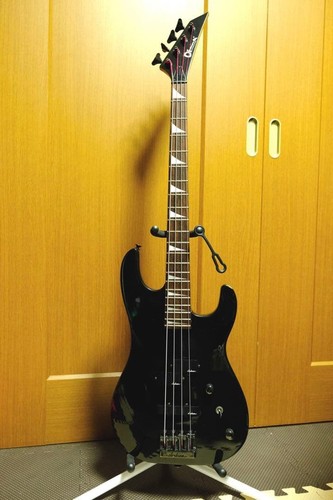 Charvel jackson dkb 075 safe - dkb-075,