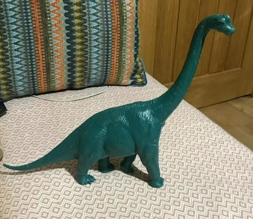 Vintage invicta dinosaur - invicta,