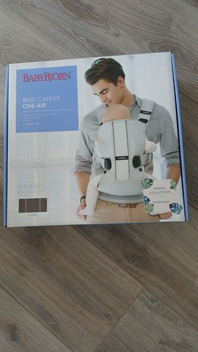 Brand new baby - , carrier