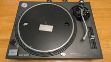 Technics SL-1210MK2 Turntable