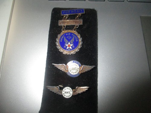 Ww2 pins red - ww2,