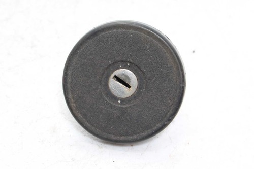 Fuel tank cap lock - without, key