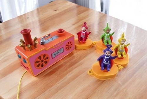 2015 teletubbies tubby custard - tubby,