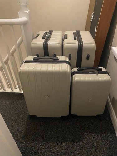 Hard shell suitcase set 4 - suitcase,