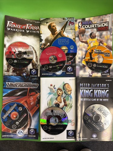 Gamecube disc manual bundle - &,