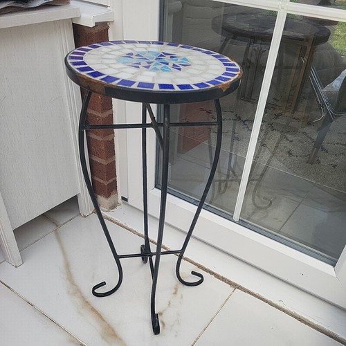 Metal outdoor indoor - metal, outdoor/indoor