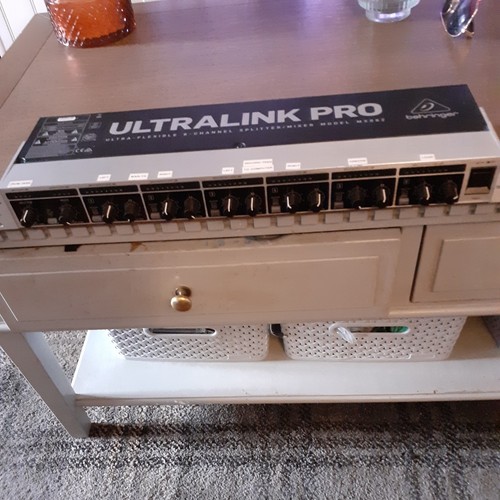 Behringer ultralink pro mx882 - pro,