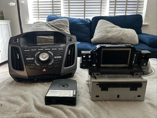 Ford focus mk3 sony - ford,