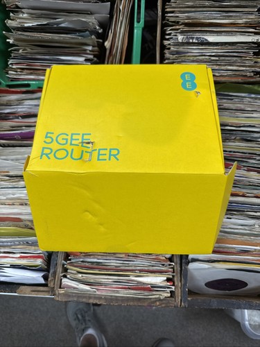 5gee smart hub - ee, 5g