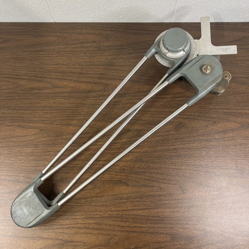 Paragon drafting machine - &,