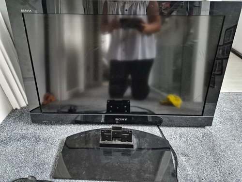 Sony bravia lcd with stand - lcd,