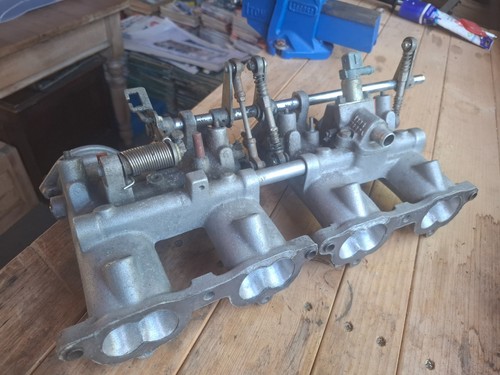 Bmw e34 throttle bodies - m5,