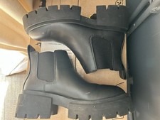 H&M Womens Black Leather Pull