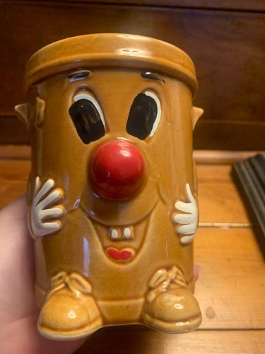 1980s dusty bin - bin, ceramic