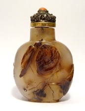 Chinese Snuff Box In Agate -