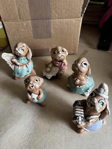 Pendelfin bunnies rabbits - bunnies,